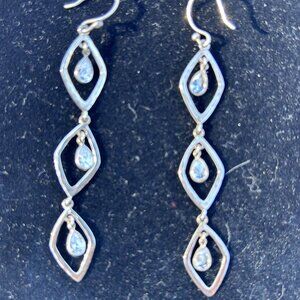 W2779 Silpada Girl's Best Friend Earrings